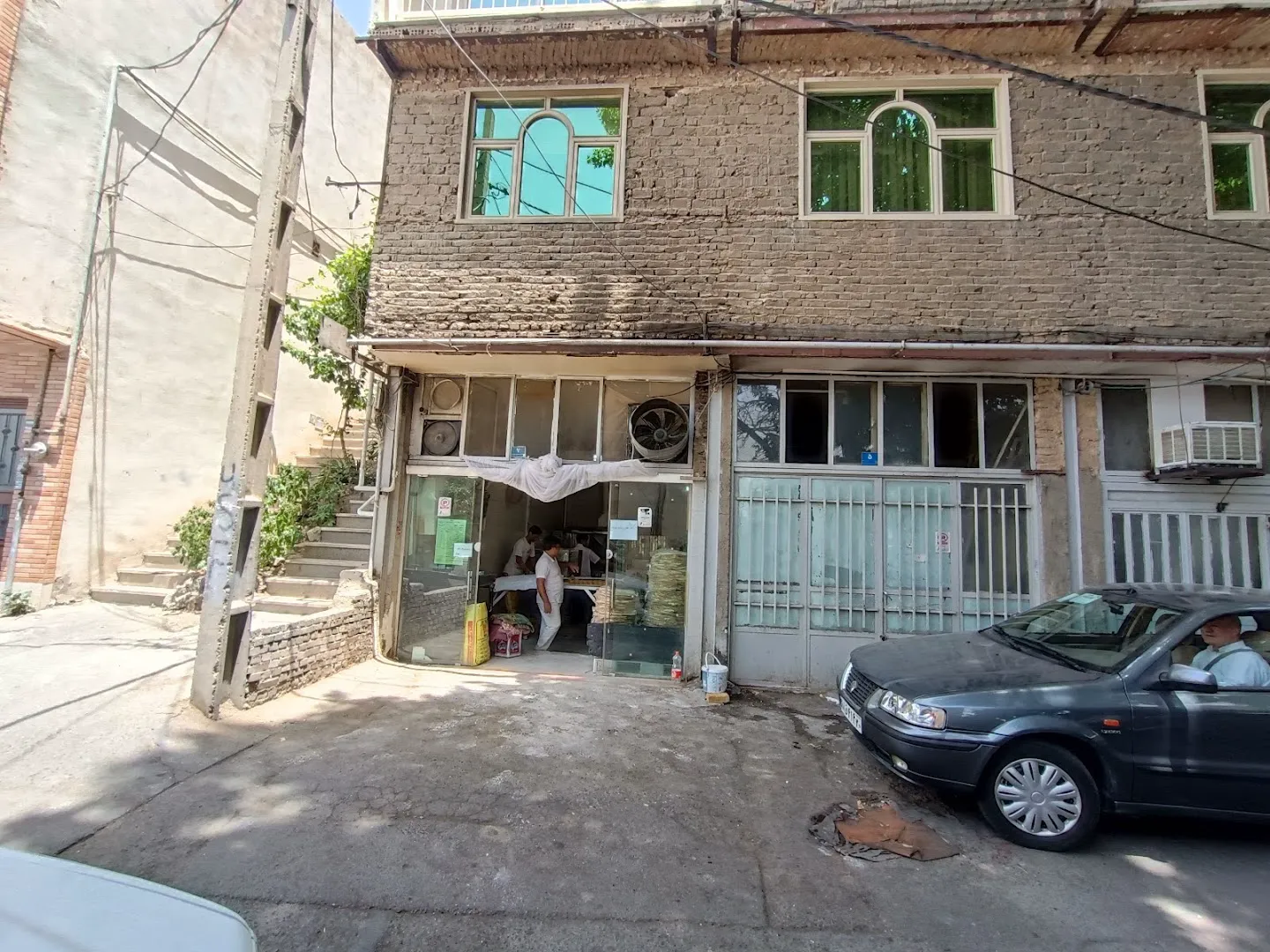 نان خشک سنتی - کاظم سوری (شعبه اصلی) - تصویر 2