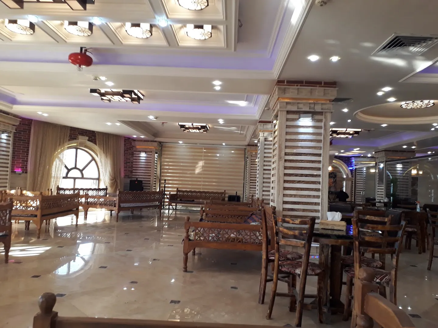 تالار و رستوران طاق بستان (شعبه اصلی) - تصویر 3
