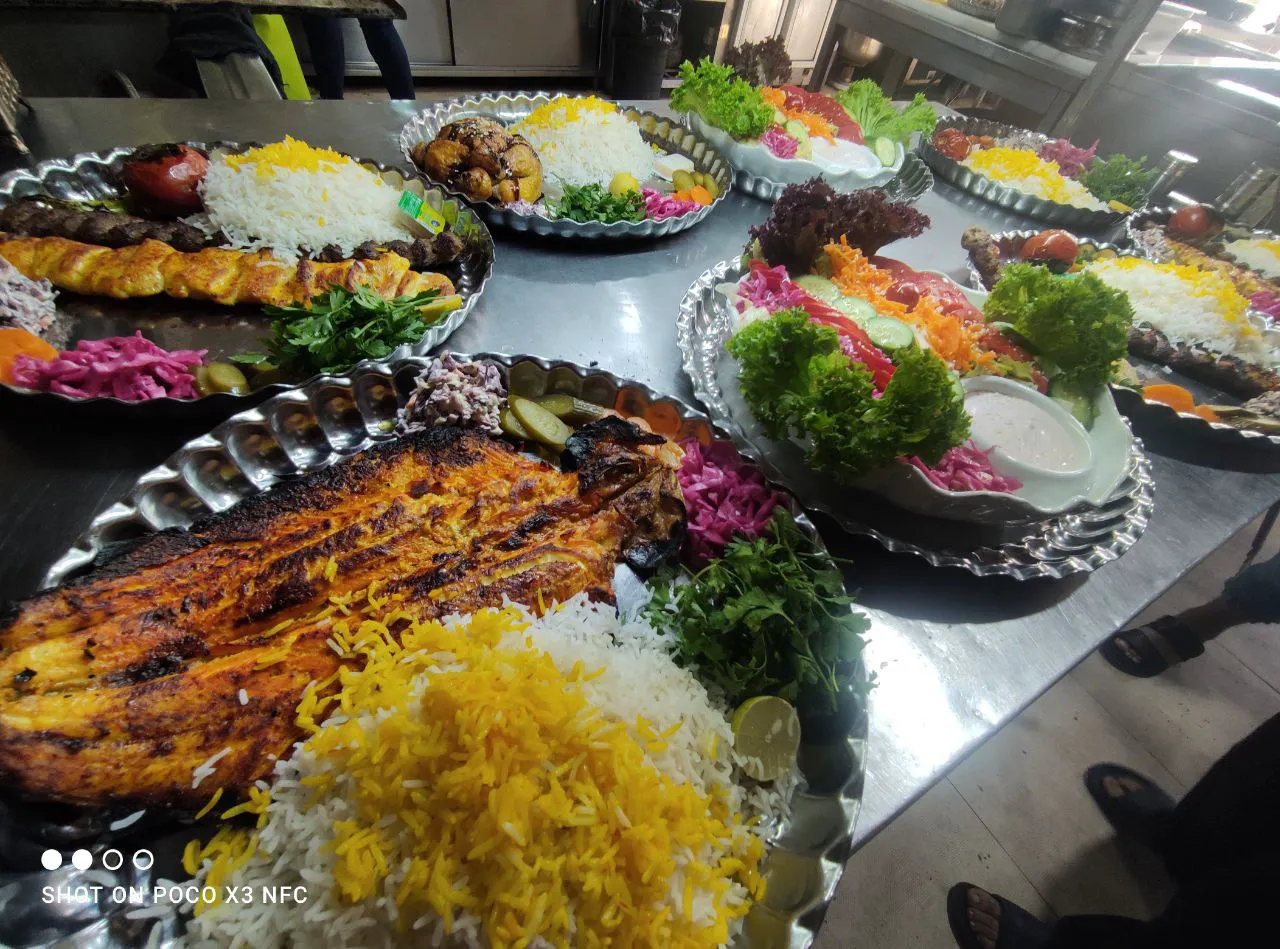 کافه رستوران نارسیس (شعبه اصلی) - تصویر 3
