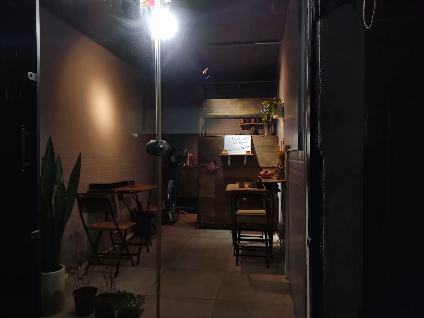 Cafe samimi کافه صمیمی (شعبه اصلی) - تصویر 3