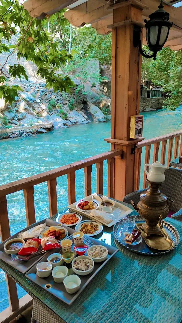 رستوران باغ پدری (شعبه اصلی) - تصویر 3