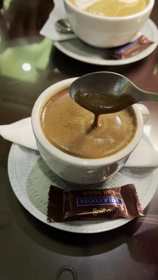 کافه ژوان Zhuan Cafe (شعبه اصلی) - تصویر 2