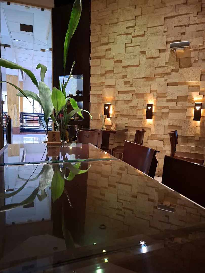 کافه ژوان Zhuan Cafe (شعبه اصلی) - تصویر 4