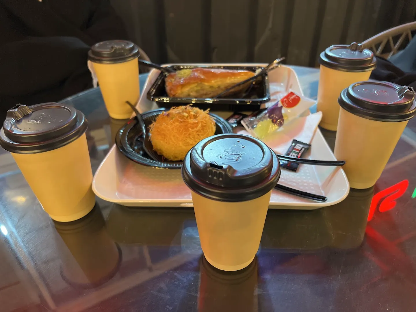 کافه ژینو (شعبه اصلی) - تصویر 2
