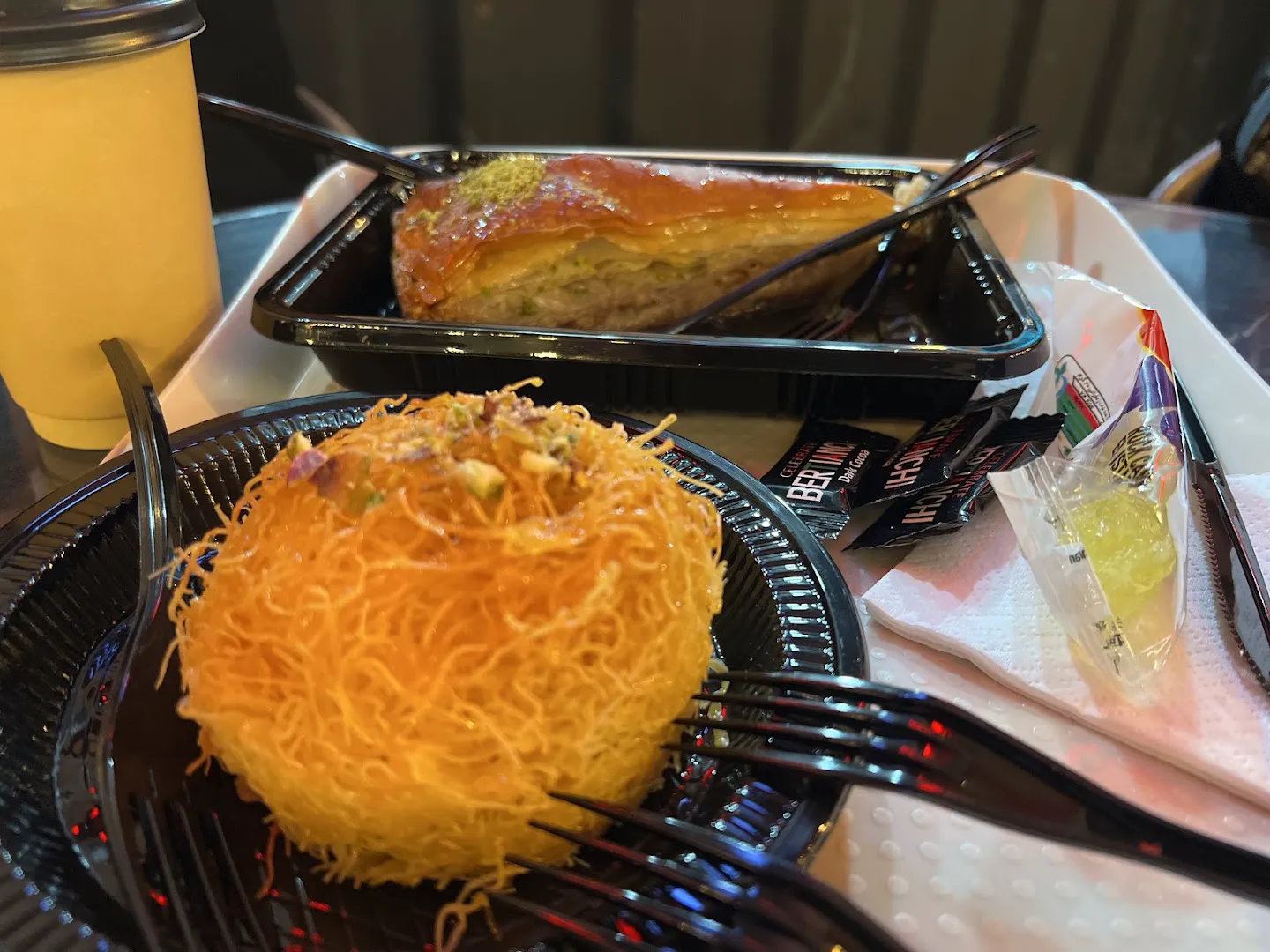 کافه ژینو (شعبه اصلی) - تصویر 3