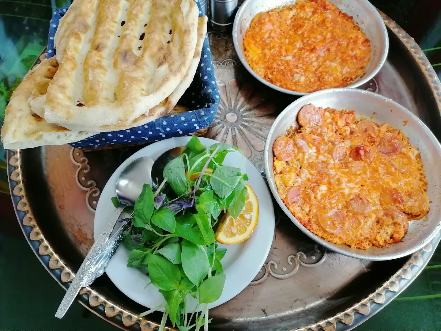 سفره خانه سنتی گل و بلبل (شعبه اصلی) - تصویر 2