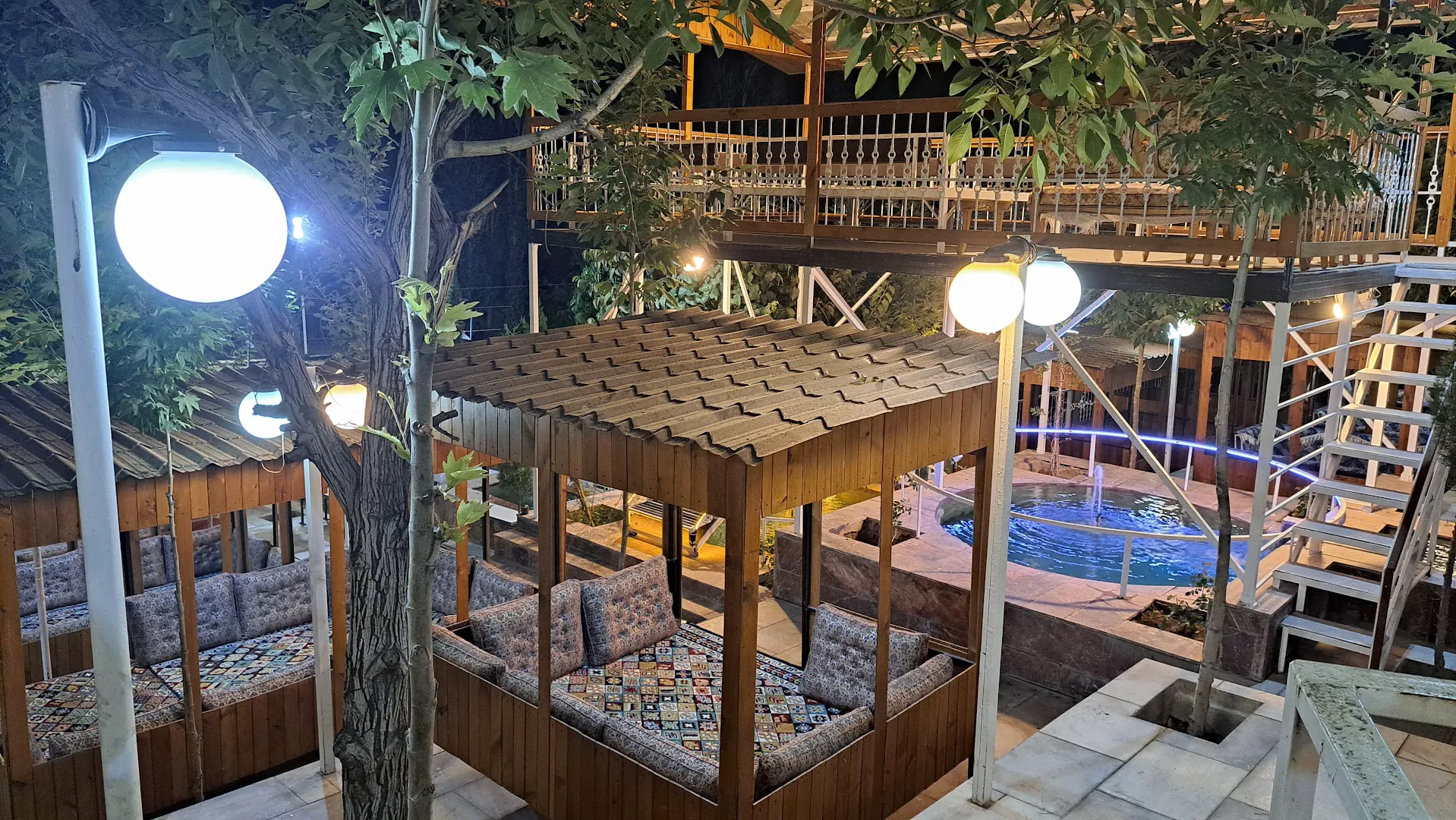 رستوران بهشت کوهستان (شعبه اصلی) - تصویر 1