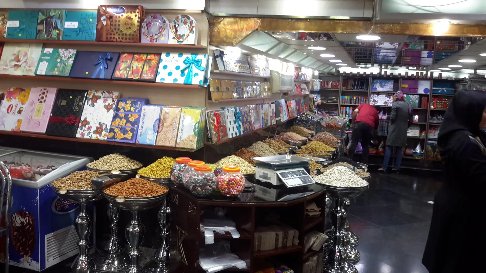 شیرینی سرای کاخ (شعبه اصلی) - تصویر 3