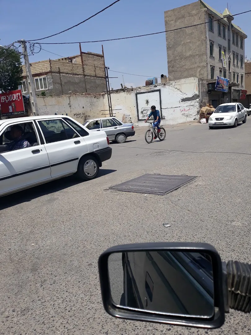 فروشگاه مواد غذایی درخشان (شعبه اصلی) - تصویر 4