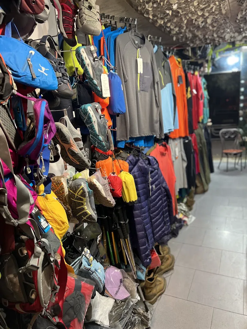 فروشگاه کوهنوردی چمران (شعبه اصلی) - تصویر 3