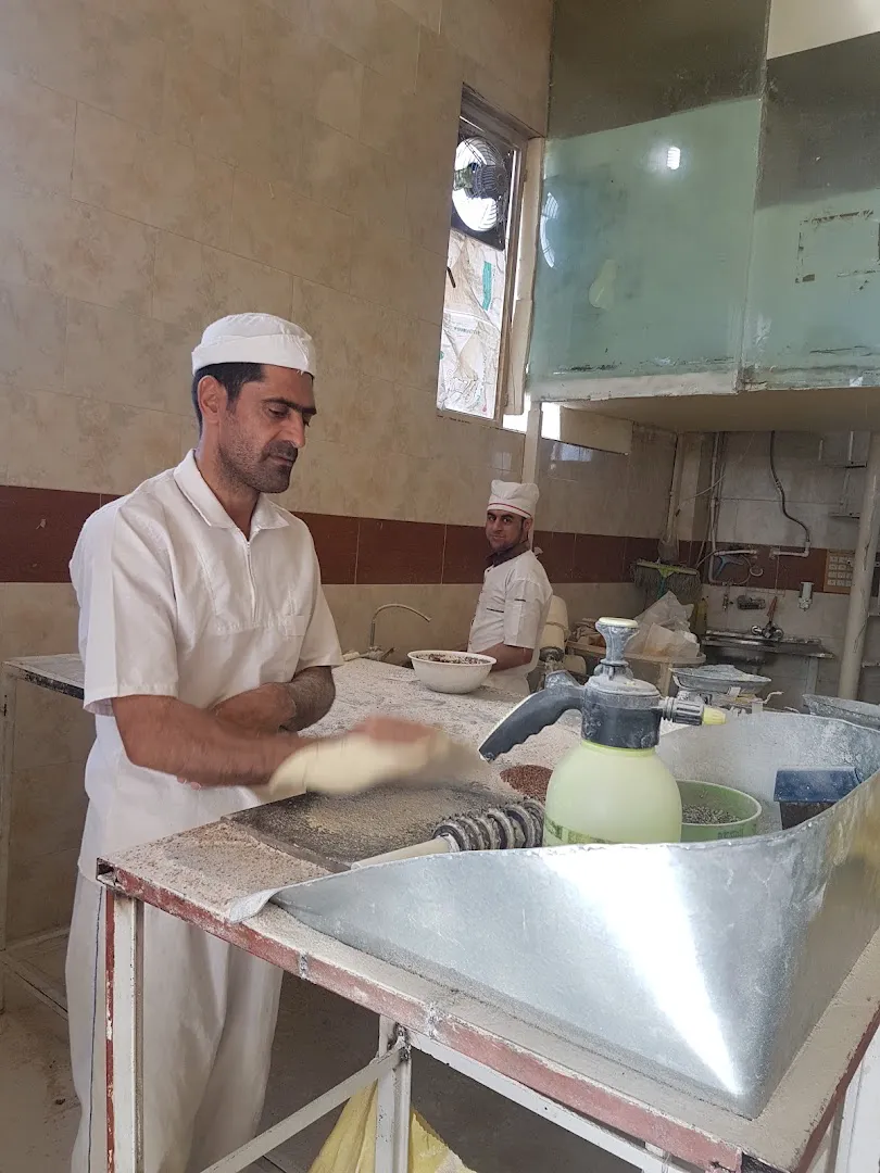 نان سبوسدار کرمان (شعبه اصلی) - تصویر 4
