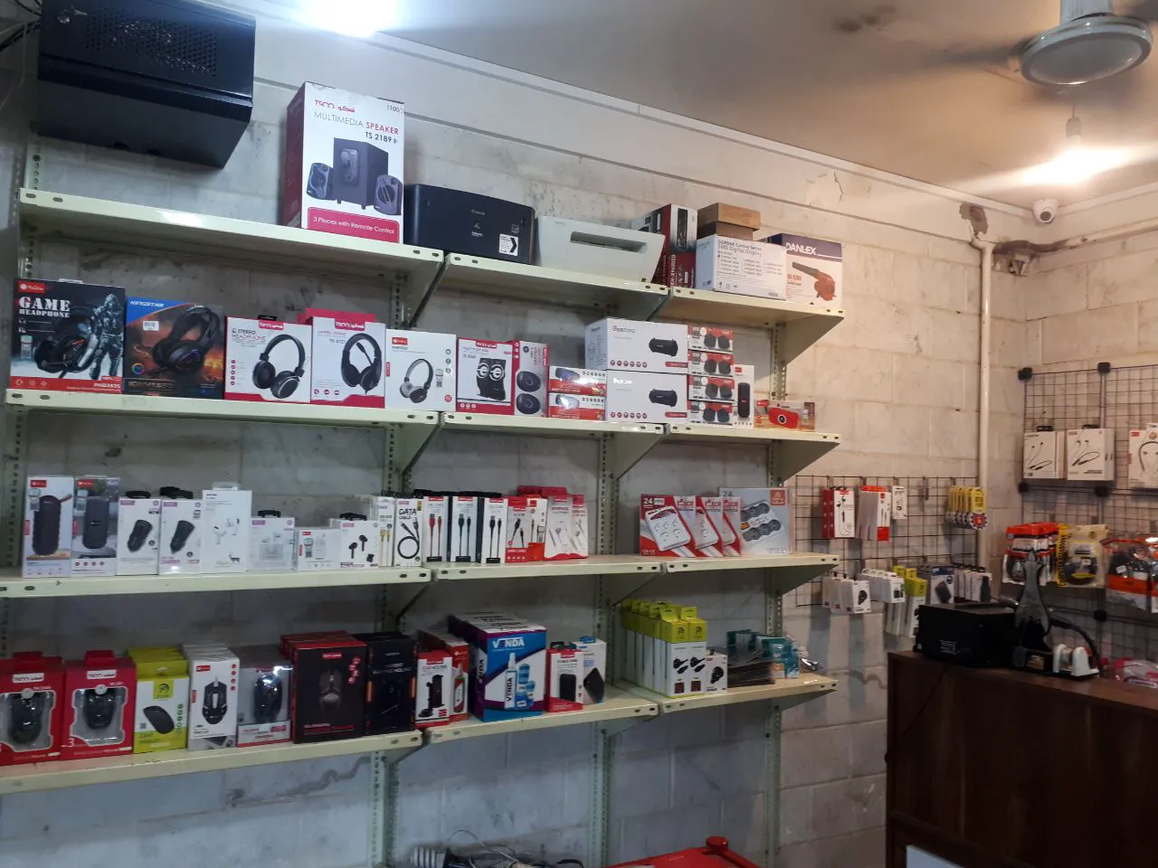 آقای کامپیوتر (مرکز فروش و تعمیرات کامپیوتر) (شعبه اصلی) - تصویر 2