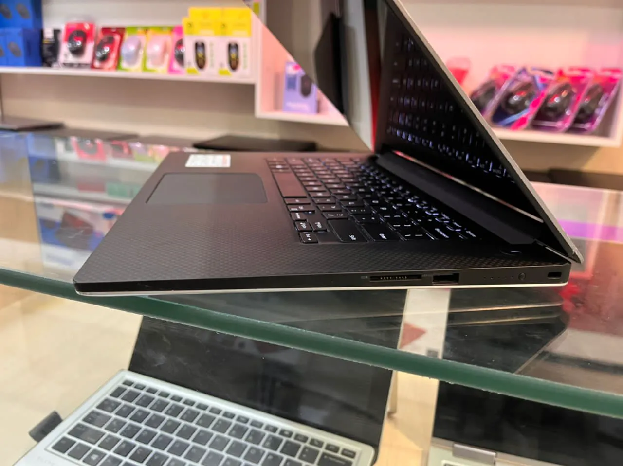 Seven computer (شعبه اصلی) - تصویر 3