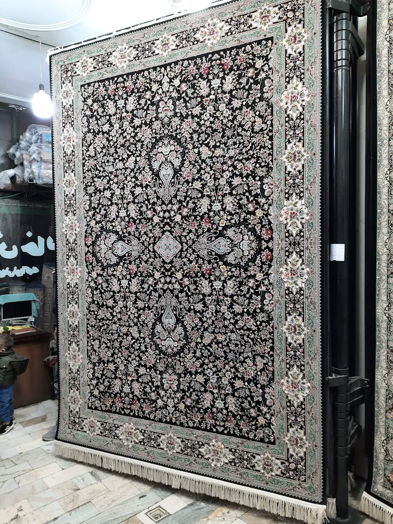 فرش و گلیم خانی (شعبه اصلی) - تصویر 3