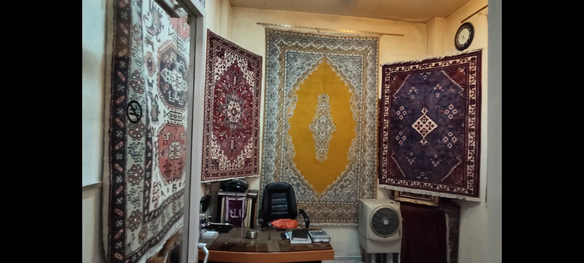 بازرگانی فرش قدیمی (شعبه اصلی) - تصویر 3