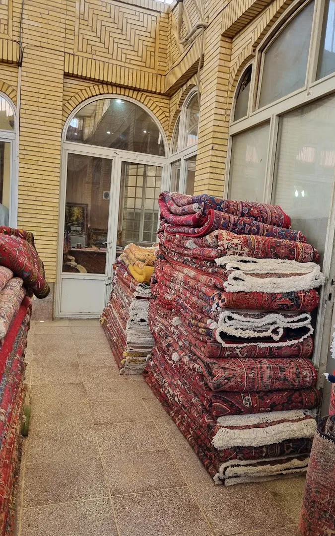 بازرگانی فرش قدیمی (شعبه اصلی) - تصویر 4