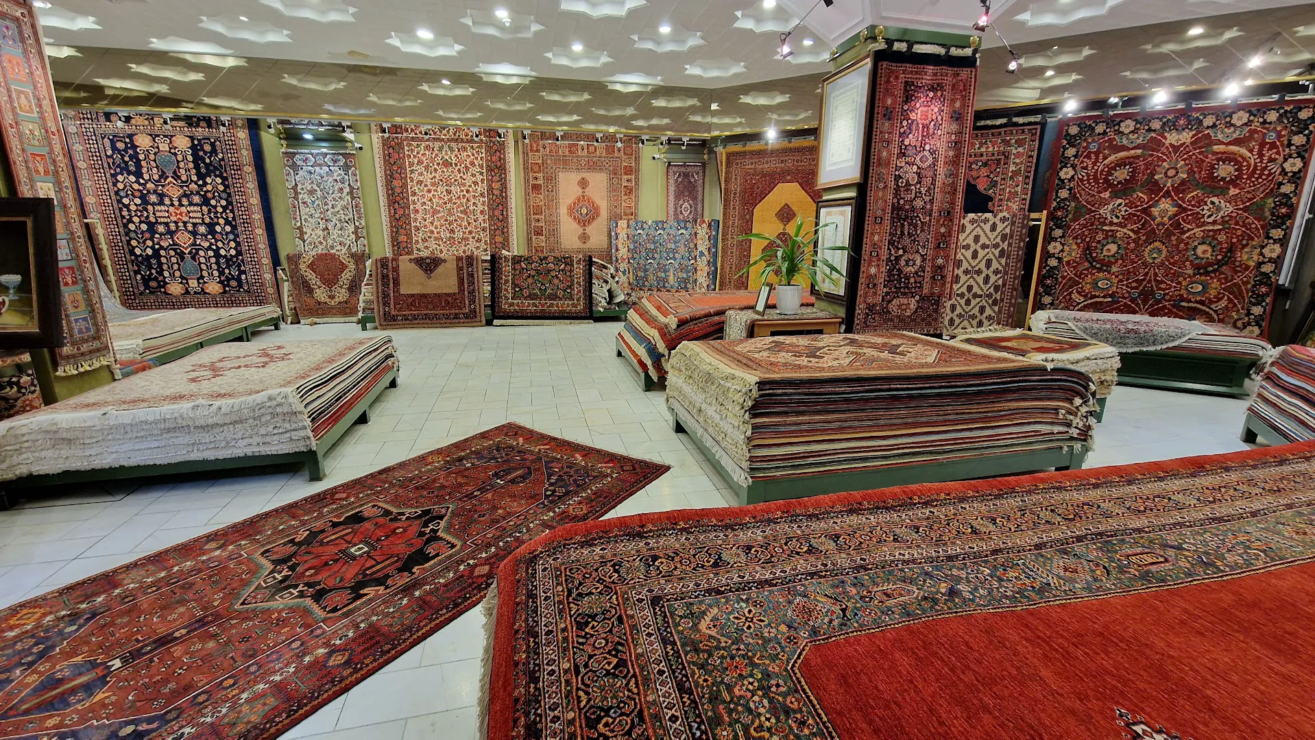 فرش بهارستان (شعبه اصلی) - تصویر 4