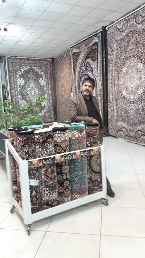 فرش کوروش کاشان (شعبه اصلی) - تصویر 4