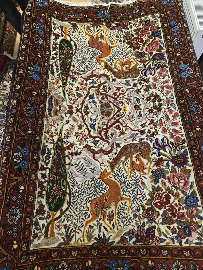 Sharif carpet gallery فرش دستبافت شریف (شعبه اصلی) - تصویر 3