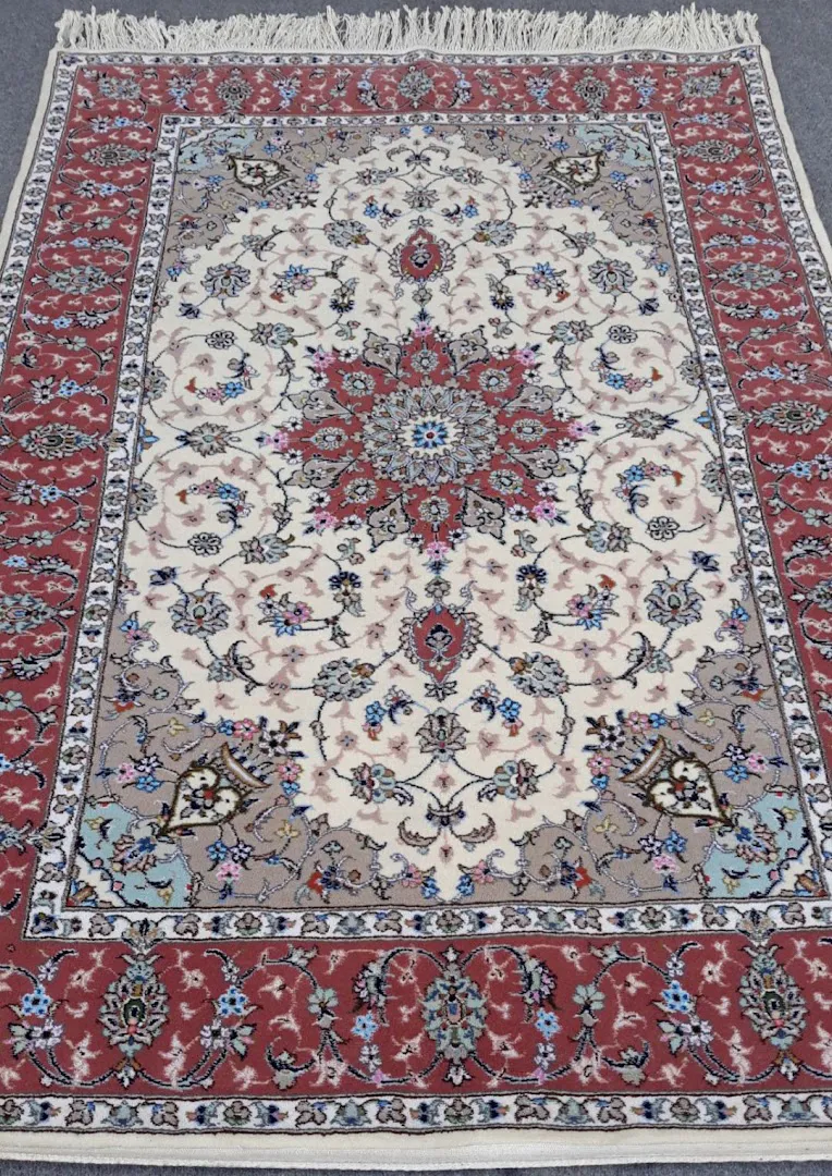 گالری فرش علیزاده (شعبه اصلی) - تصویر 3