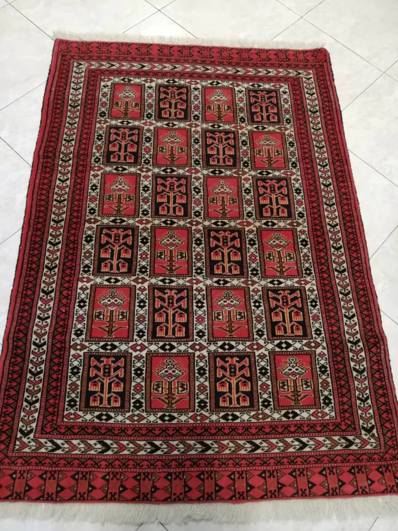 افشین حیدریان فرش نایین (شعبه اصلی) - تصویر 2