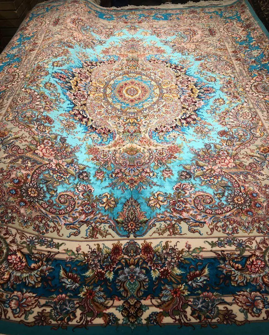 (فرش ساروق فرزانه)Farzaneh Carpet Gallery (شعبه اصلی) - تصویر 2