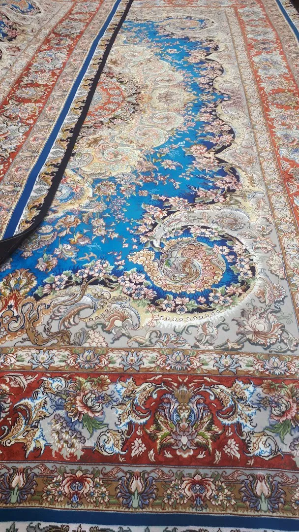خانه فرش دستباف ایران (شعبه اصلی) - تصویر 2