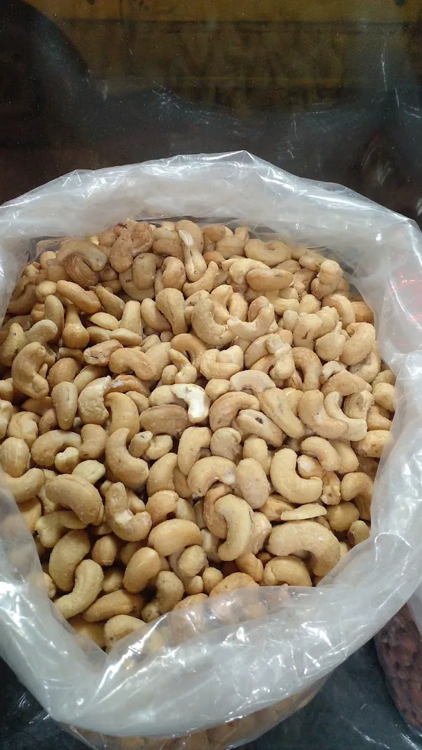 پرده سرای مدال (شعبه اصلی) - تصویر 3