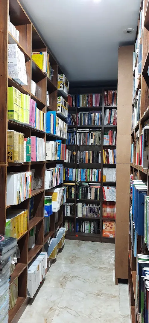 شهر زبان پارسا (شعبه اصلی) - تصویر 4