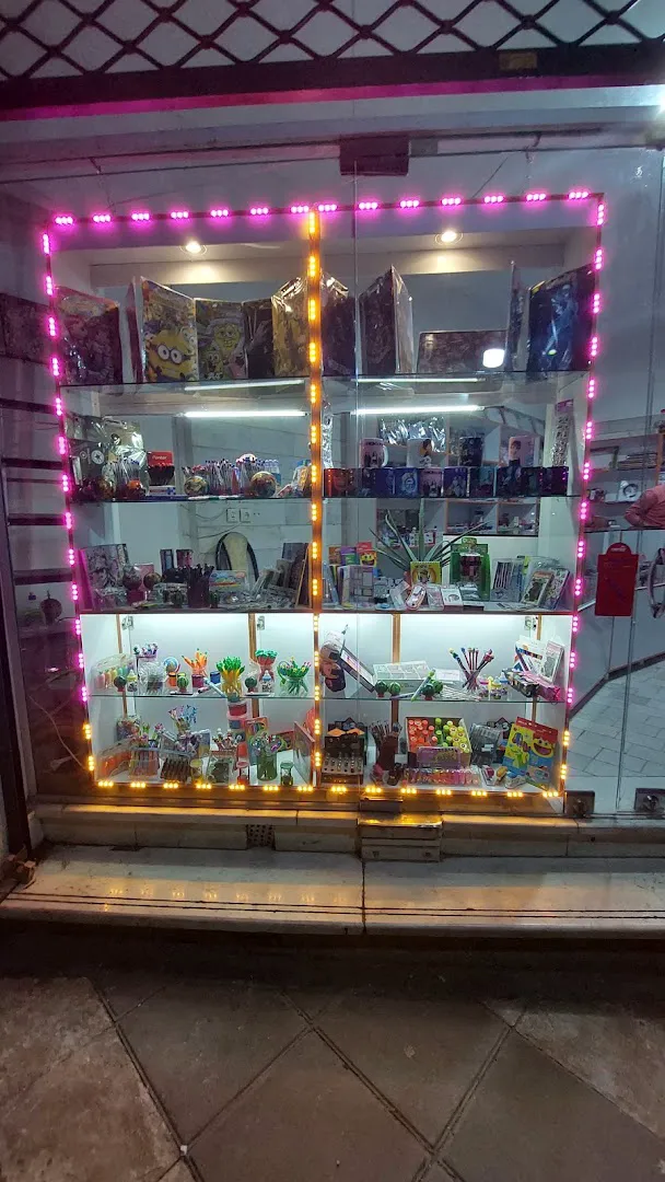 لوازم التحریر پاسارگاد (شعبه اصلی) - تصویر 2