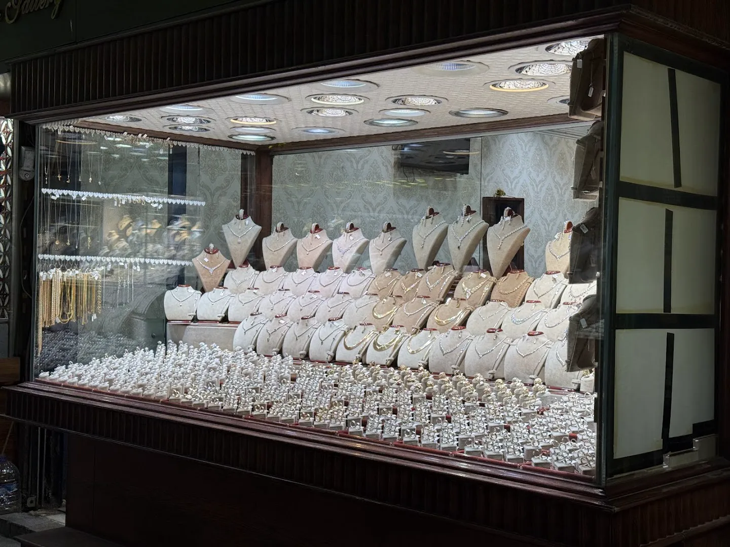 Ebrahimi jewelry (شعبه اصلی) - تصویر 3