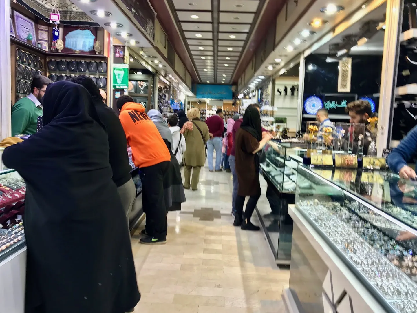 بازارچه صفوی آریاشهر (شعبه اصلی) - تصویر 1