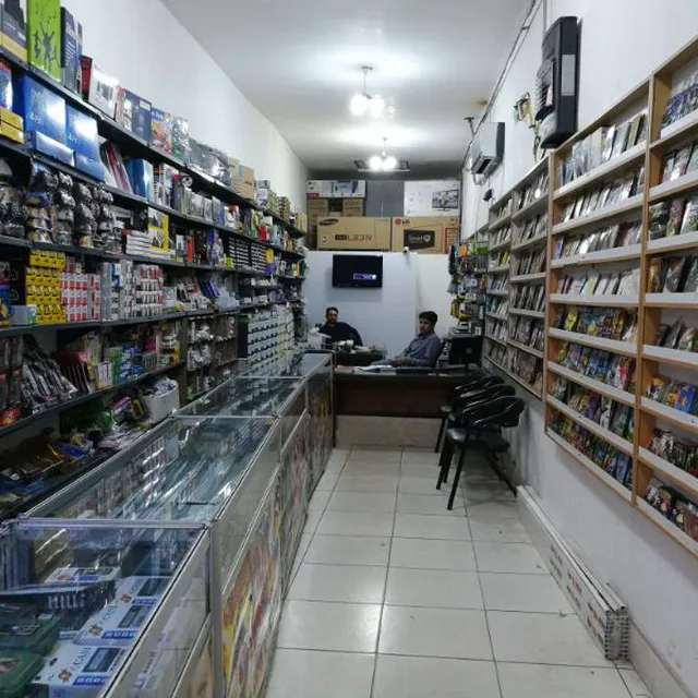 فروشگاه چهل ستون (شعبه اصلی) - تصویر 2