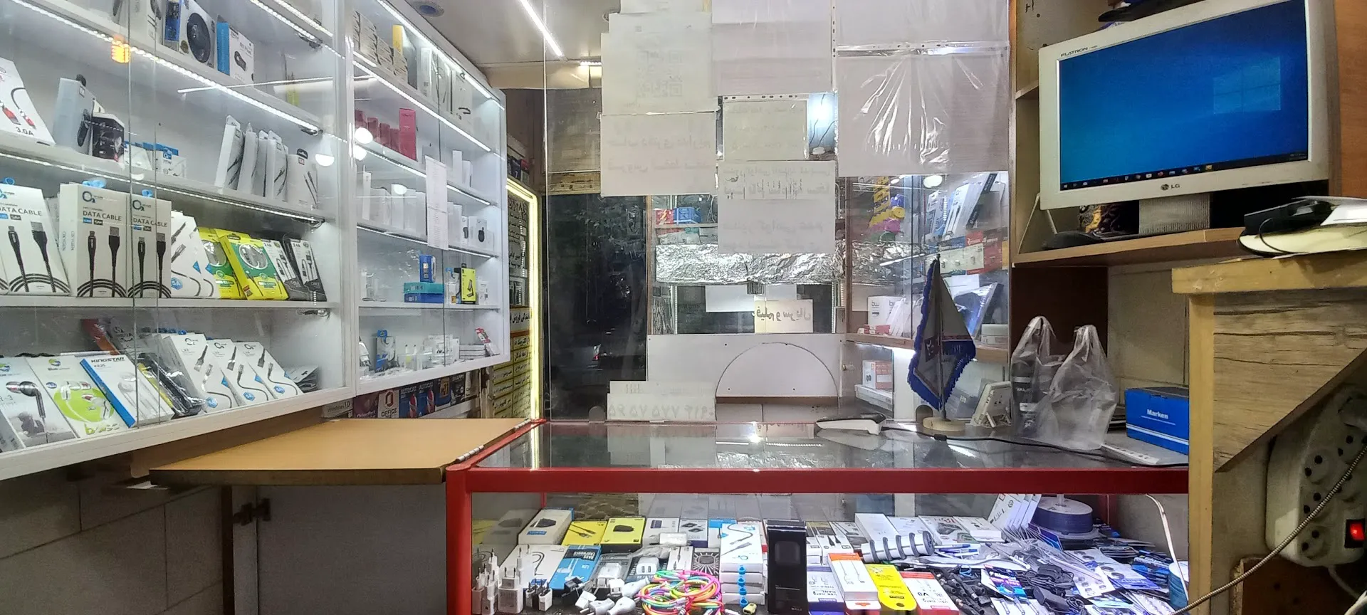 کافی نت و خدمات کامپیوتری ، لوازم جانبی امیر (شعبه اصلی) - تصویر 4